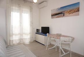 Gorgeous studio with terrace and swimming pool